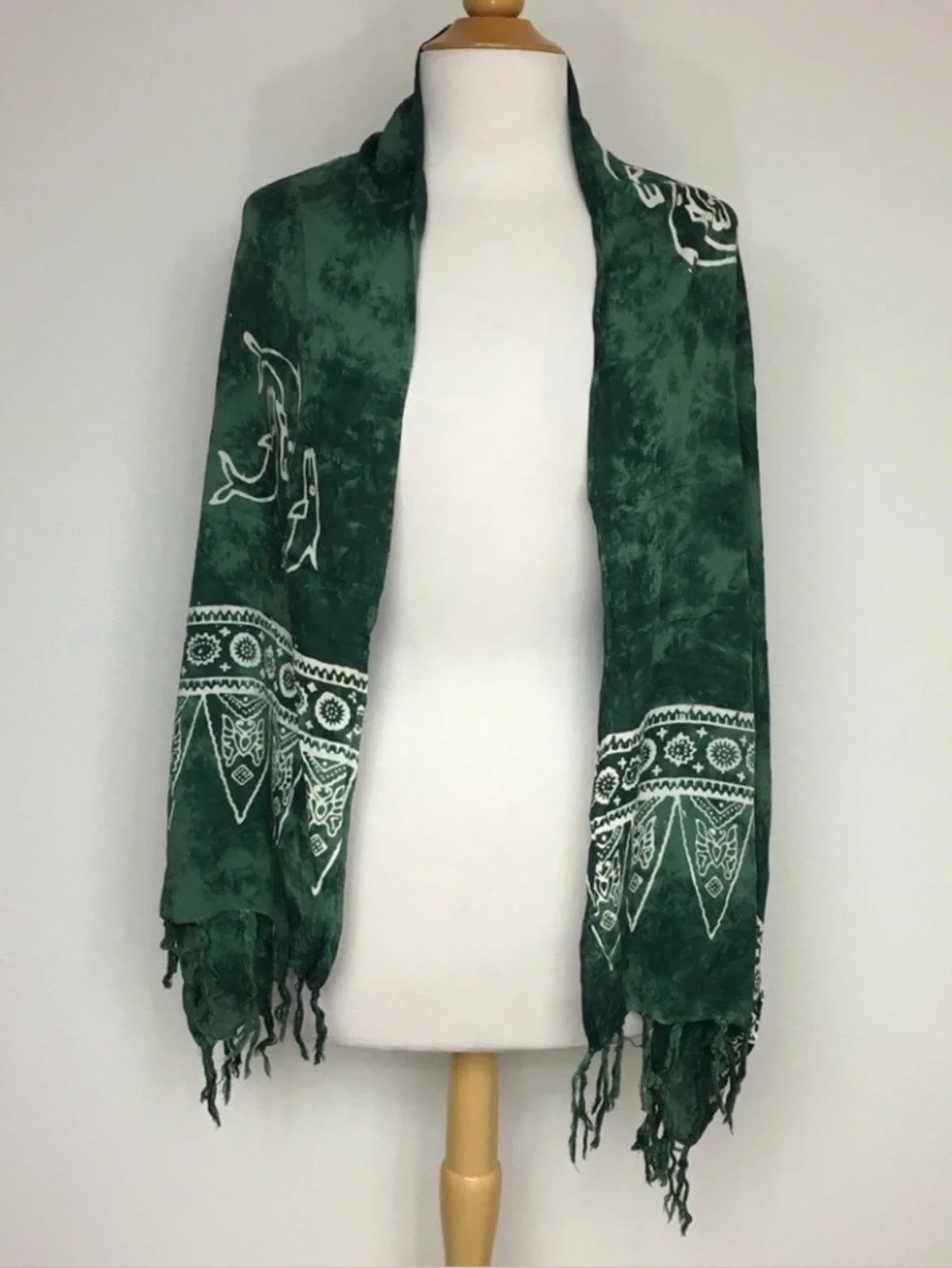 ISLA Girl Hawaii Green Tie Dye Dolphin Tribal Print Fringe Edge Long Scarf Boho